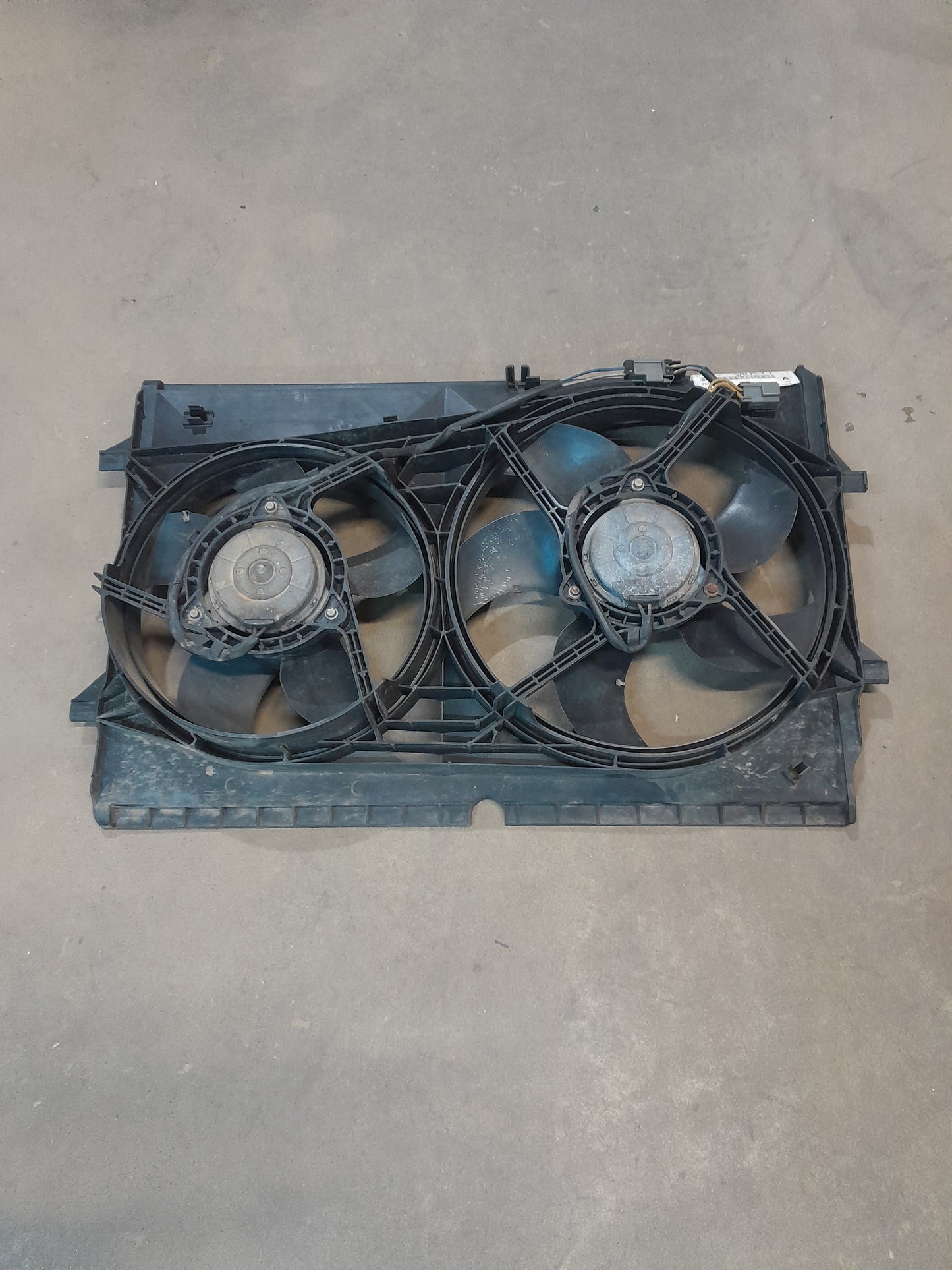 Holden Commodore Dual Fan Assembly