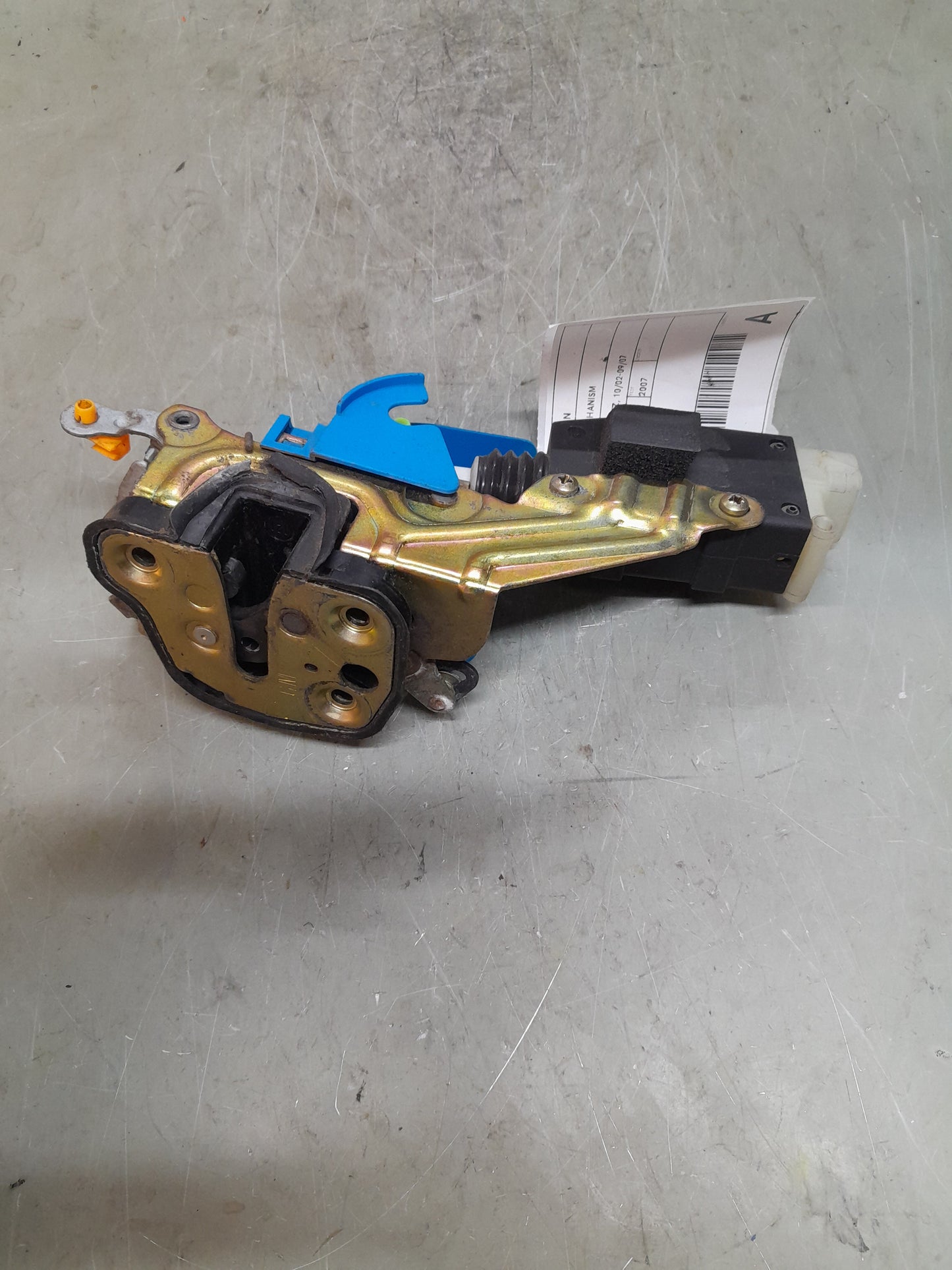 Holden Crewman Door Lock Mechanism